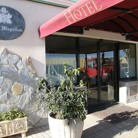 Hotel Magallon 카스페 외부 사진