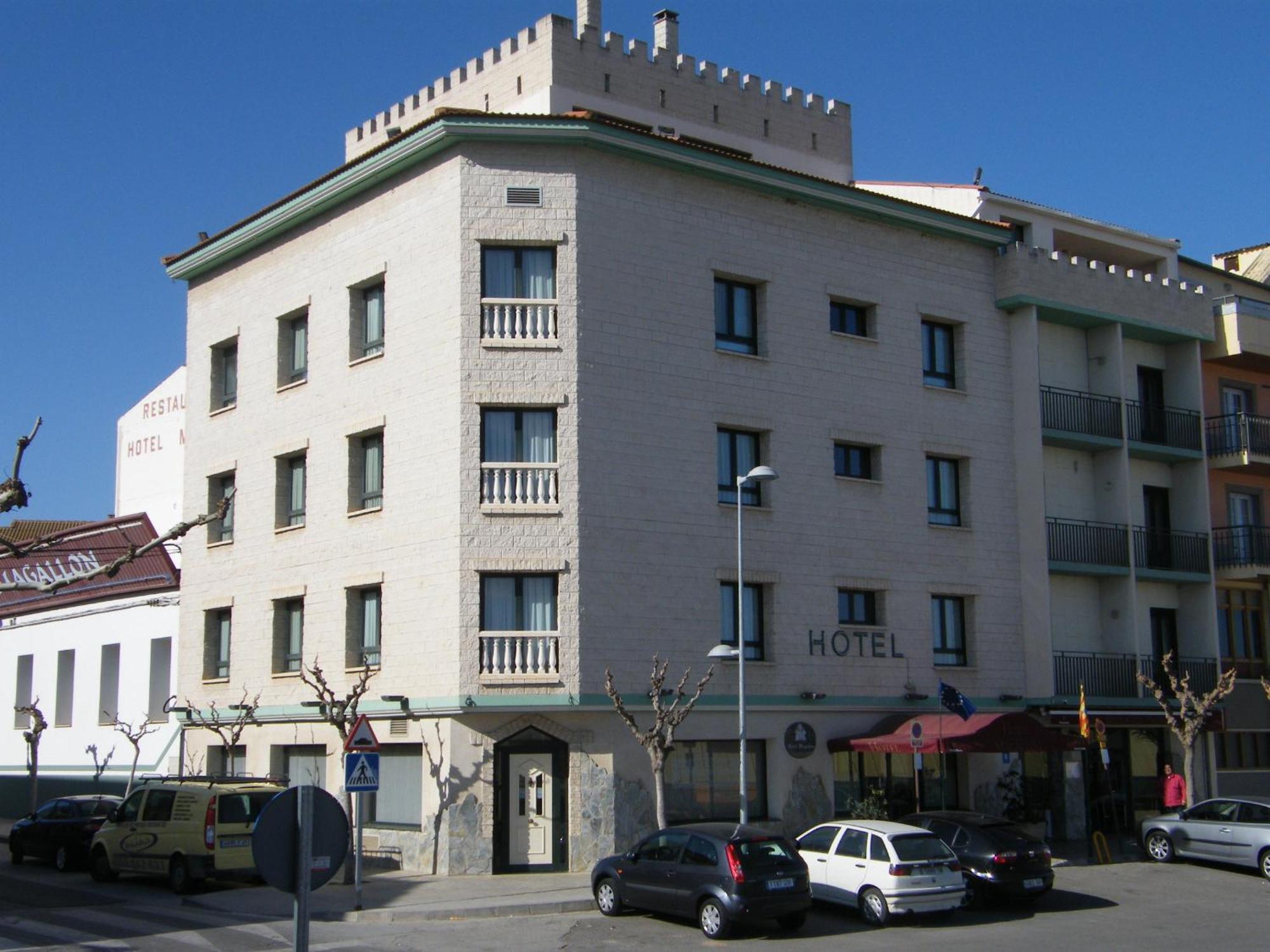 Hotel Magallon 카스페 외부 사진